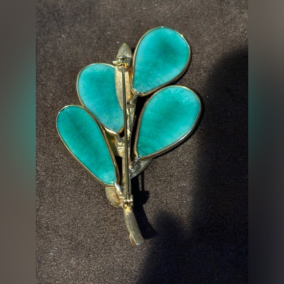 Large Green Brooch - Picture 3 of 3